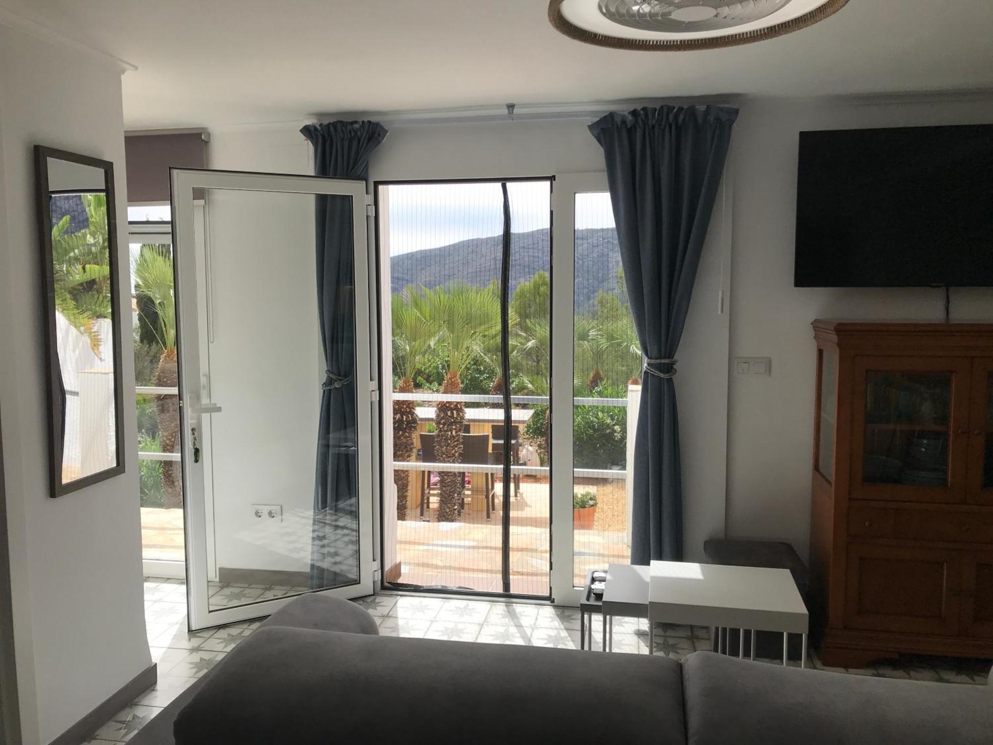 Luxe Appartement Met Tuin Benidoleig Exterior photo